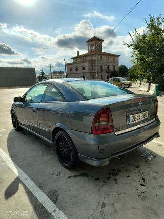Opel Astra 2000