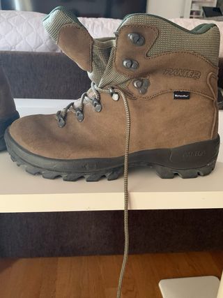 Vendo botas de montaña” PANTER “