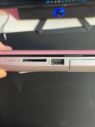 HP Laptop 15-bw0xx – 15,6", 8GB RAM, 1TB HDD