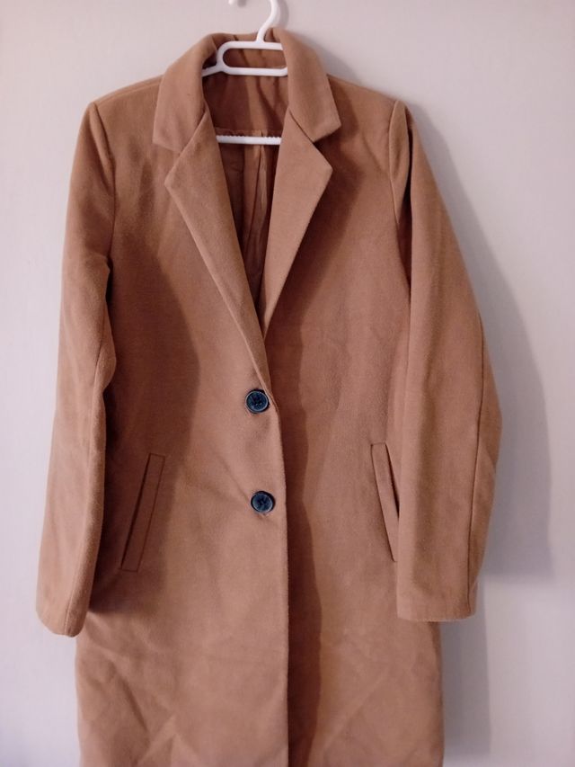 Abrigo largo beige