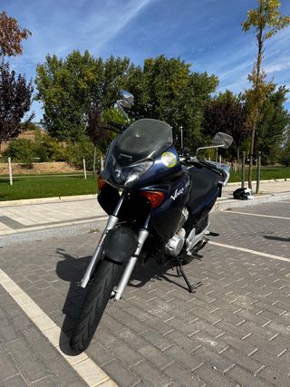 Honda xl125v Varadero