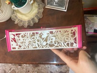 Armadio Barbie rosa con accessori