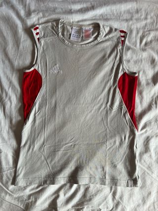 Camiseta vintage tirantes Adidas unisex gris roja