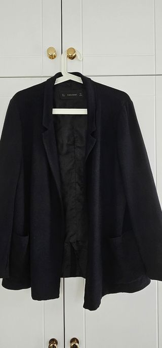Americana Zara Basic Negra Talla L