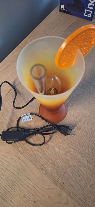 Lampada a forma di cocktail