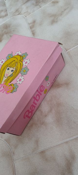 Scatola Barbie anni 90 rosa