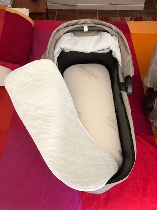 Inglesina Zippy Pro 3 en 1 + Isofix