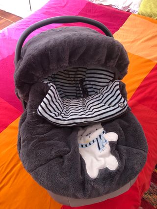 Inglesina Zippy Pro 3 en 1 + Isofix