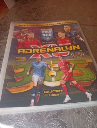 Álbum Panini FIFA 365 Adrenalyn 2025