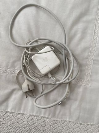 Cargador Apple MacBook
