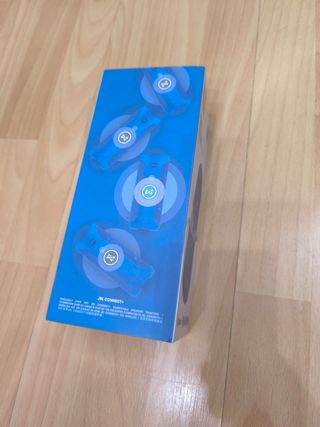 Caja del altavoz JBL Flip 4.
