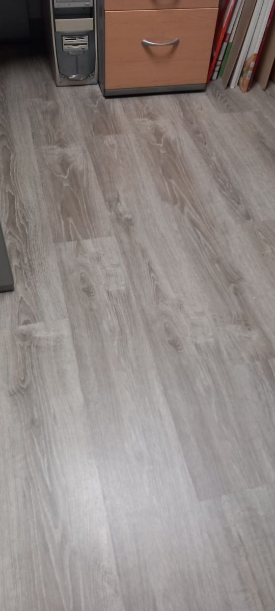Parquet de suelo laminado. Categoría máxima AC5