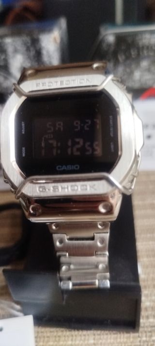 Reloj Casio G-Shock DW5600bb
