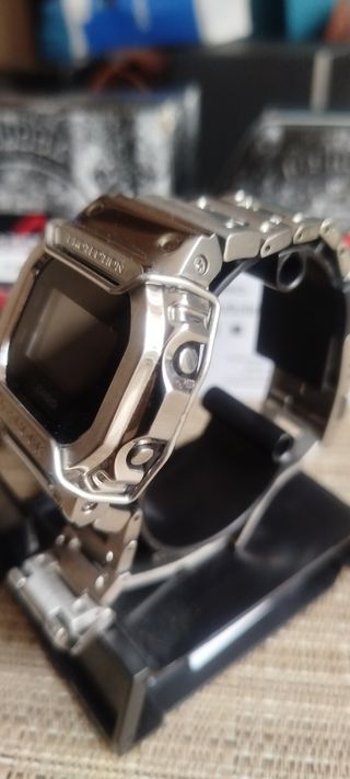 Reloj Casio G-Shock DW5600bb
