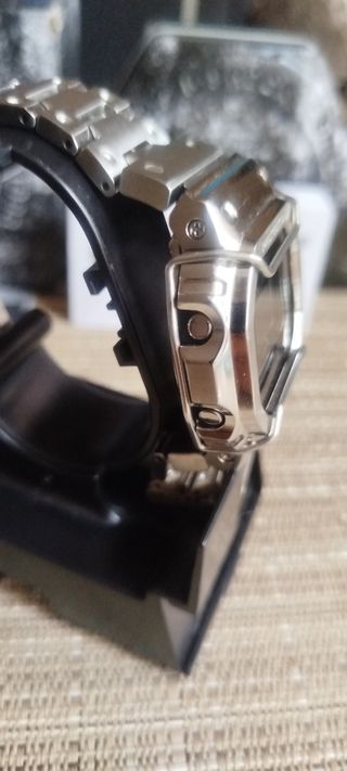 Reloj Casio G-Shock DW5600bb
