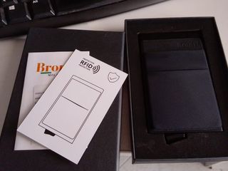 Portatessere Bronzi nero