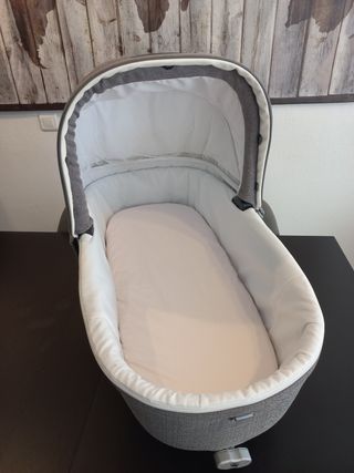 Capazo/Moisés Peg Perego