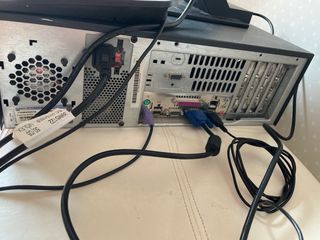 Ordenador, pantalla y Teclado IBM Negro