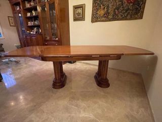 Mesa de comedor de madera de pino macizo 