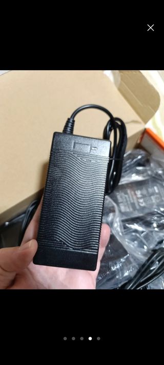 Cargador Patinete 42V 1A 3 Pines Hyleton