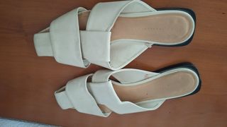 Sandalias de piel Zara beige/blanco