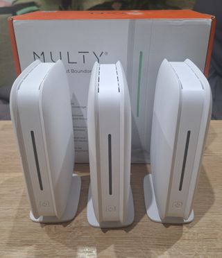 Conjunto Router Zyxel Multy + 2 Repetidores