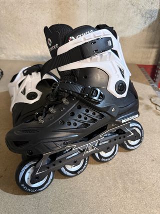 Patines en línea negros y blancos talla 43