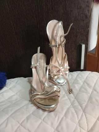 Sandalias con Tacón de la marca Karmine