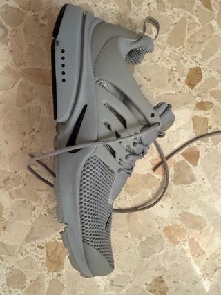 Nike Presto Gris