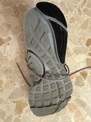 Nike Presto Gris