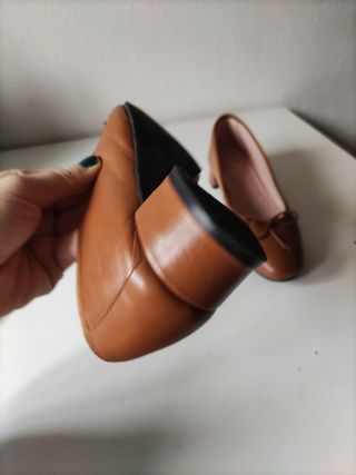 Zapatos de tacón marrones