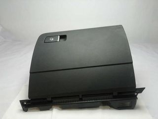 Guantera volkswagen passat lim. (3g2) 124035