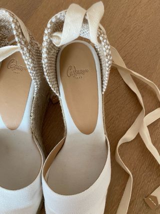 Cuñas Castaner Carina