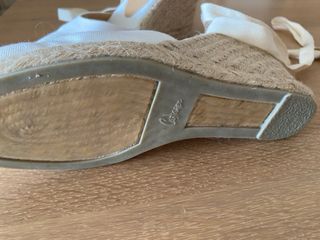 Cuñas Castaner Carina