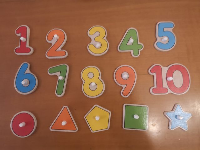 Puzzle numerico in legno