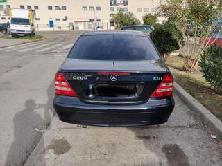 Mercedes-Benz Clase C 200 cdi 
