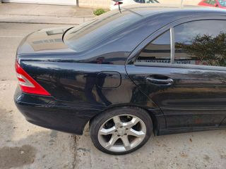 Mercedes-Benz Clase C 200 cdi 