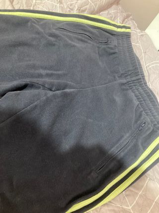 Chándal Adidas Negro y Amarillo
