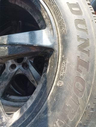 Llantas Audi 235/60R18 con Neumáticos Dunlop