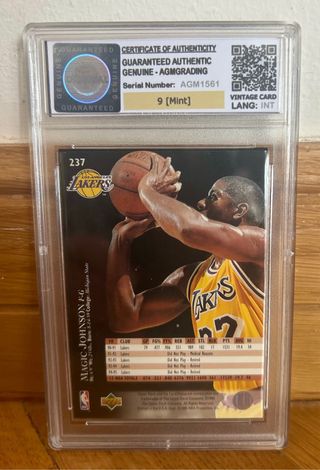 Cromo gradeado Magic Johnson Upper Deck 1995-96  