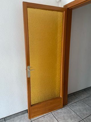Puertas de interior madera y cristal ámbar