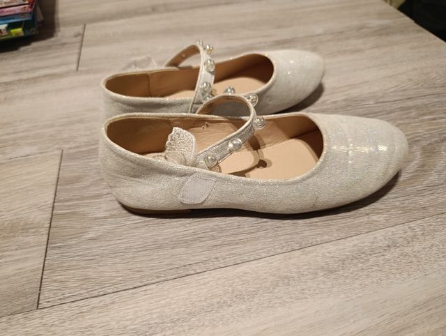 Zapatos de vestir niña