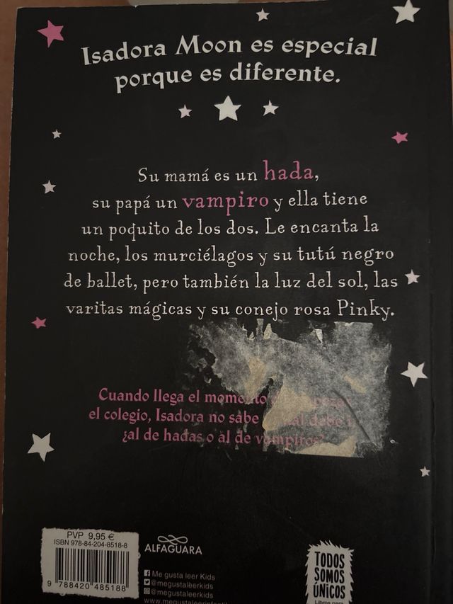 Isadora Moon va al colegio / Isadora Moon Goes ...