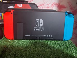 Nintendo Switch Azul y Rojo