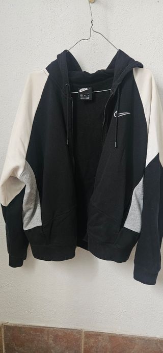 Chaqueta- sudadera con capucha Nike