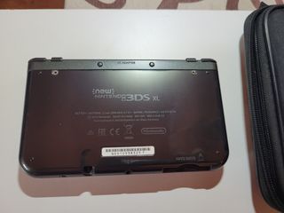 New Nintendo 3DS XL + Cargador + Funda + 14 Juegos