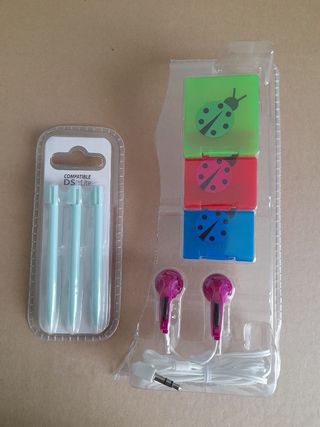 3 lápices+auriculares+3 cajetines 3DS,DSi,DSLite 
