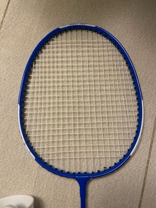 Raqueta de bádminton Perfly con funda y volantes