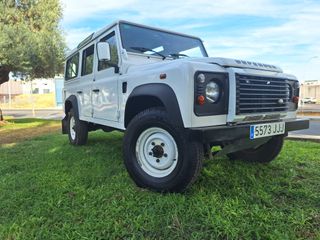 Land Rover Defender 2015 7 PLAZAS PUMA MUY NUEVO