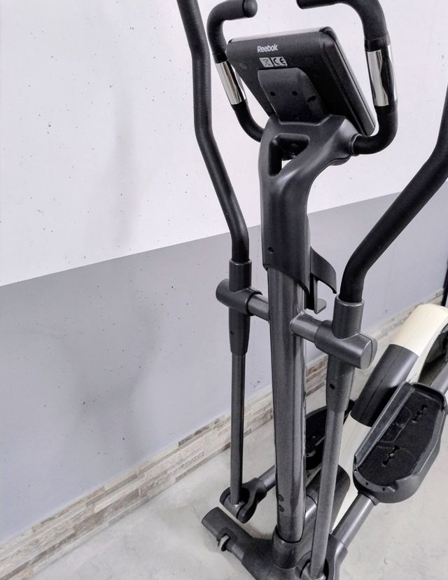 Bicicleta Elíptica Reebok C 5.1 c